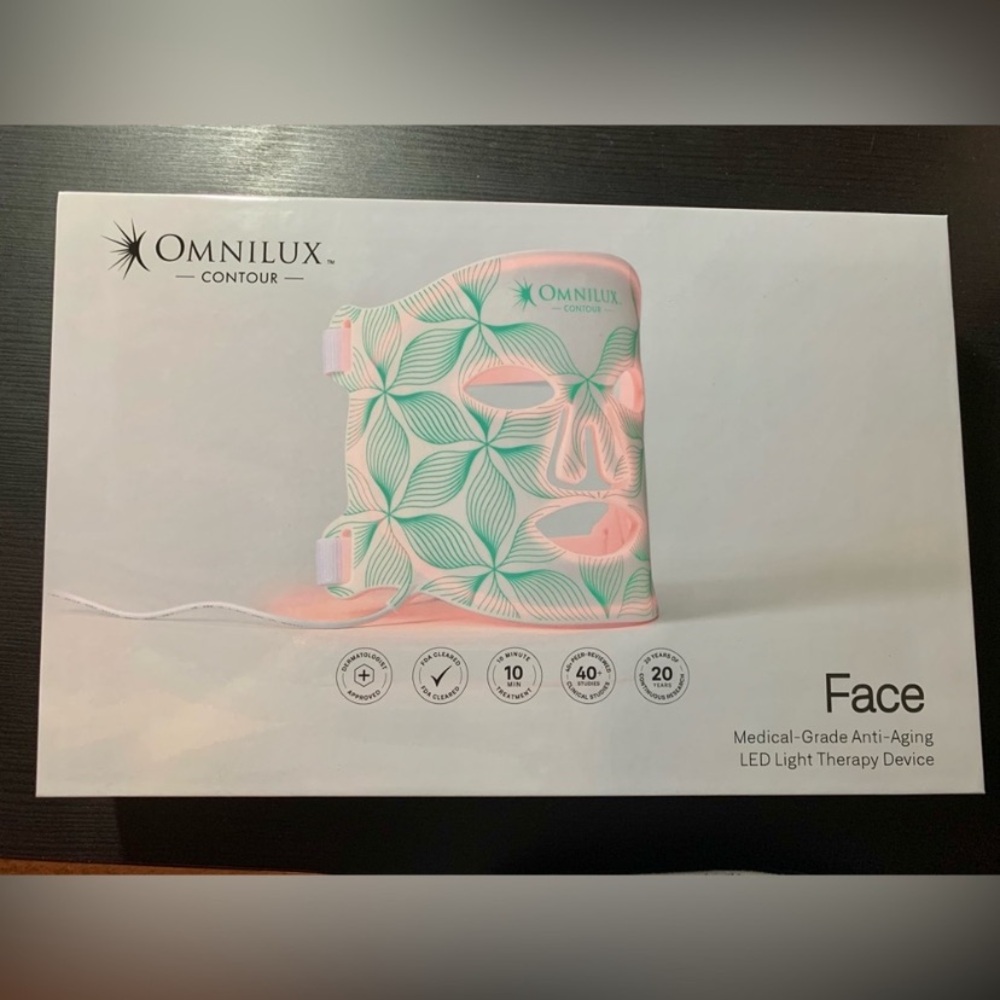 Omnilux LED Light Therapy Face Mask - Picture 8 of 8